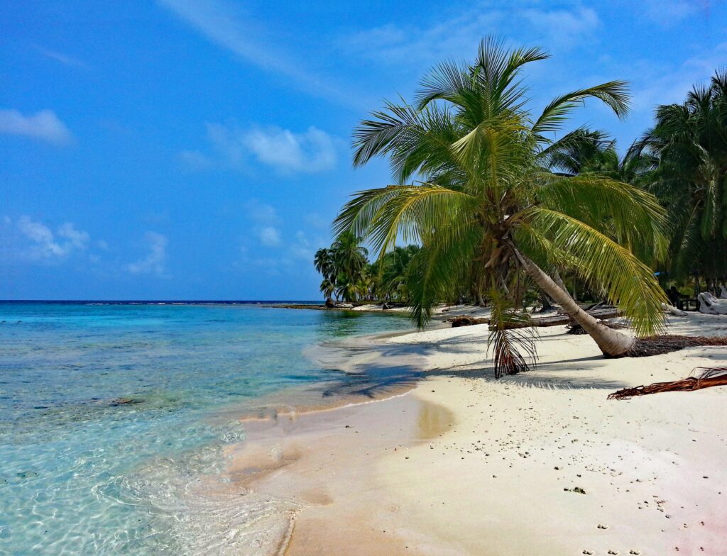 Find your paradise: Here are the 17 best beaches in Panama isla diablo sab blas island beach